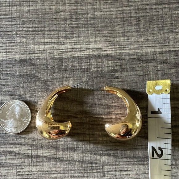 Zara Gold Drop Earrings - Picture 9 of 11